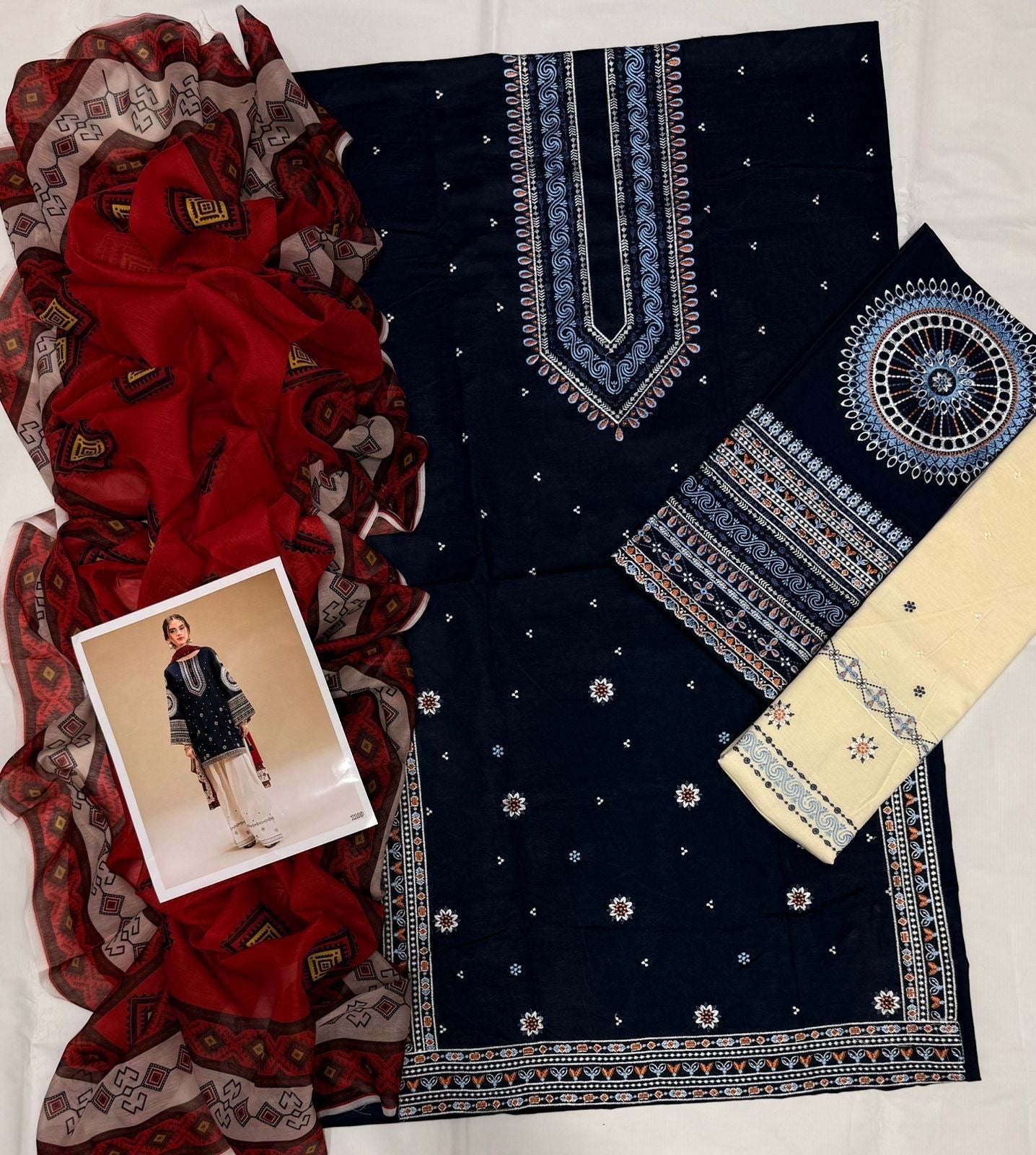 SAPPHIR BRAND DHANAK WOOL EMBROIDERED 3 PIECE (Royal Copy)